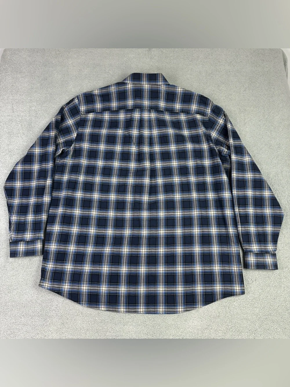 L.L. Bean men tag